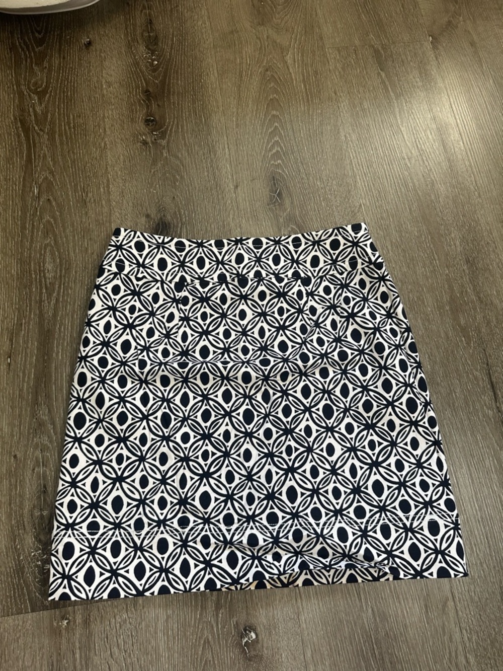 Talbots Navy and White Geometric Pencil Skirt - Picture 2 of 8